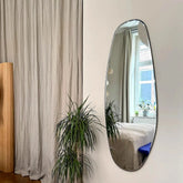 Espelho Orgânico Assimétrico de Parede – Borda Chanfrada Decorativa