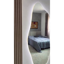 Espelho Orgânico Flame com LED 110 x 50 centímetros